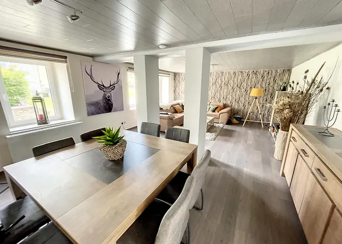 Le Doux Refuge De Bouillon بيت للعطل Corbion
